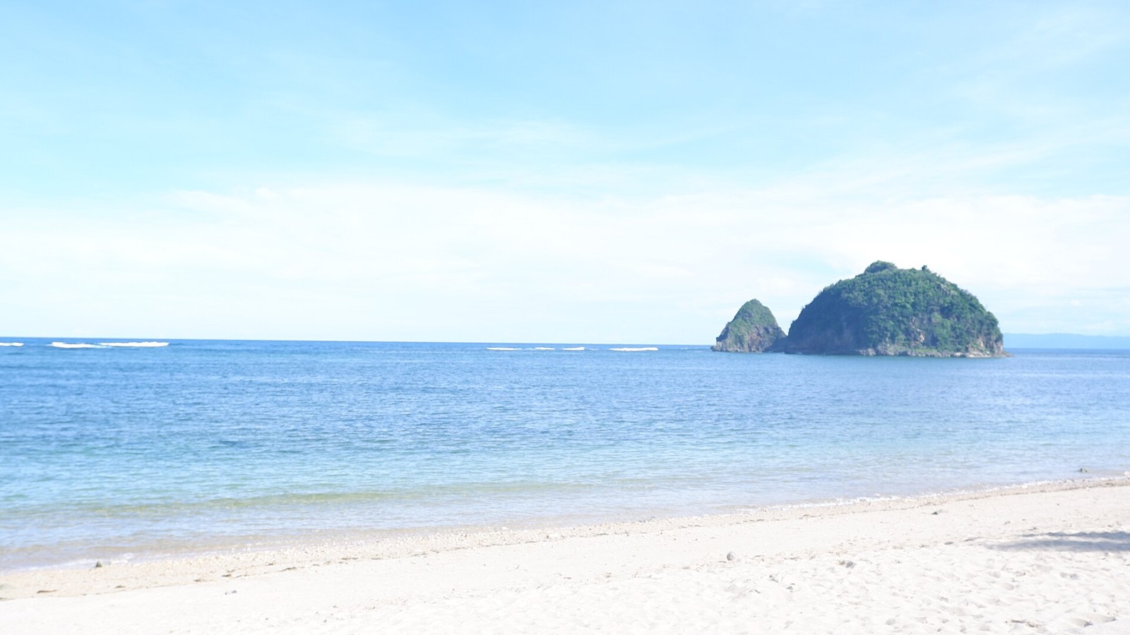 Twin Rock bei Virac auf Catanduanes
